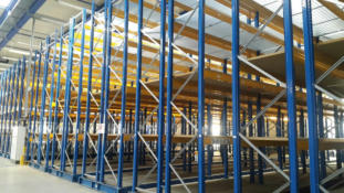 Palettenregalsystem in einer Lagerhalle